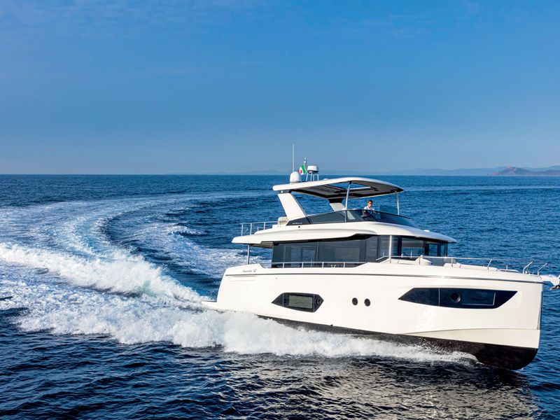 Absolute Navetta 52