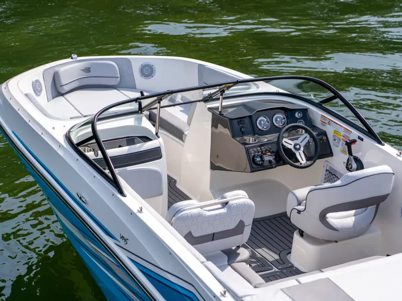 Bayliner VR5