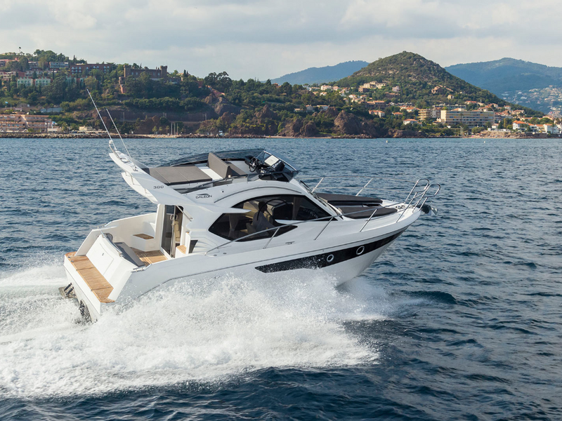 Galeon 300 FLY