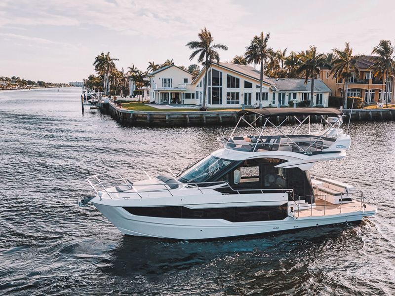 Galeon 400 FLY