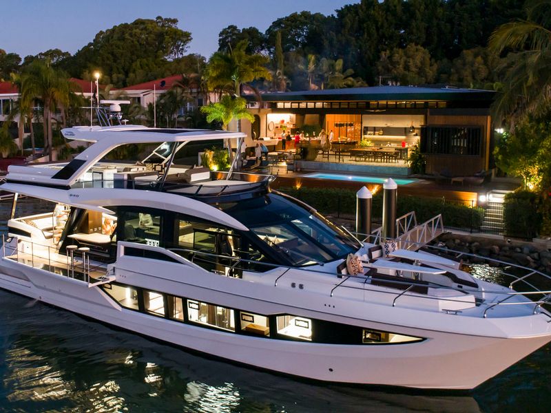 Galeon 640 FLY