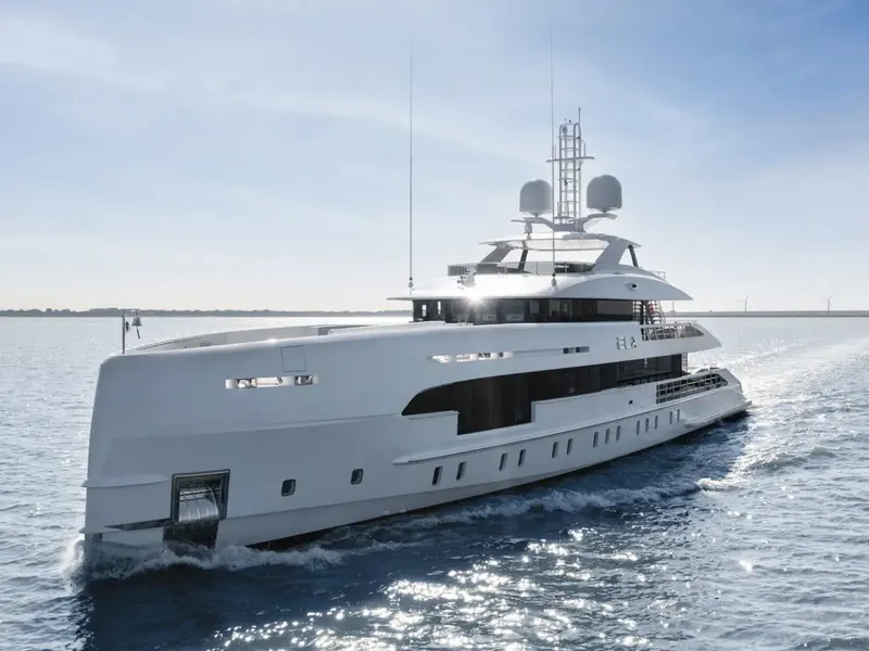 Heesen 50m Aluminium FDHF