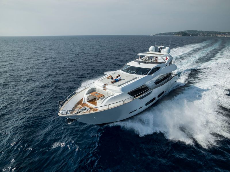 Sunseeker 95 Yacht