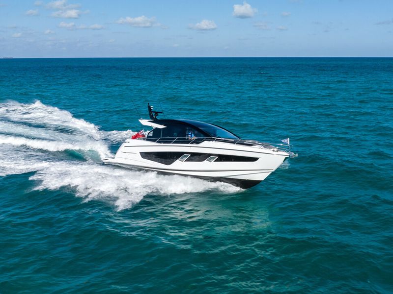 Sunseeker Predator 65