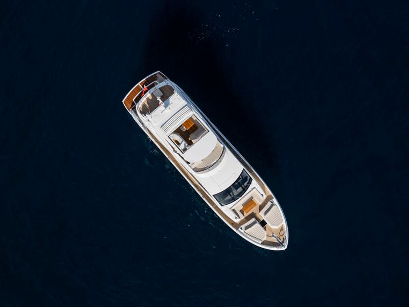 Sunseeker 76 Yacht