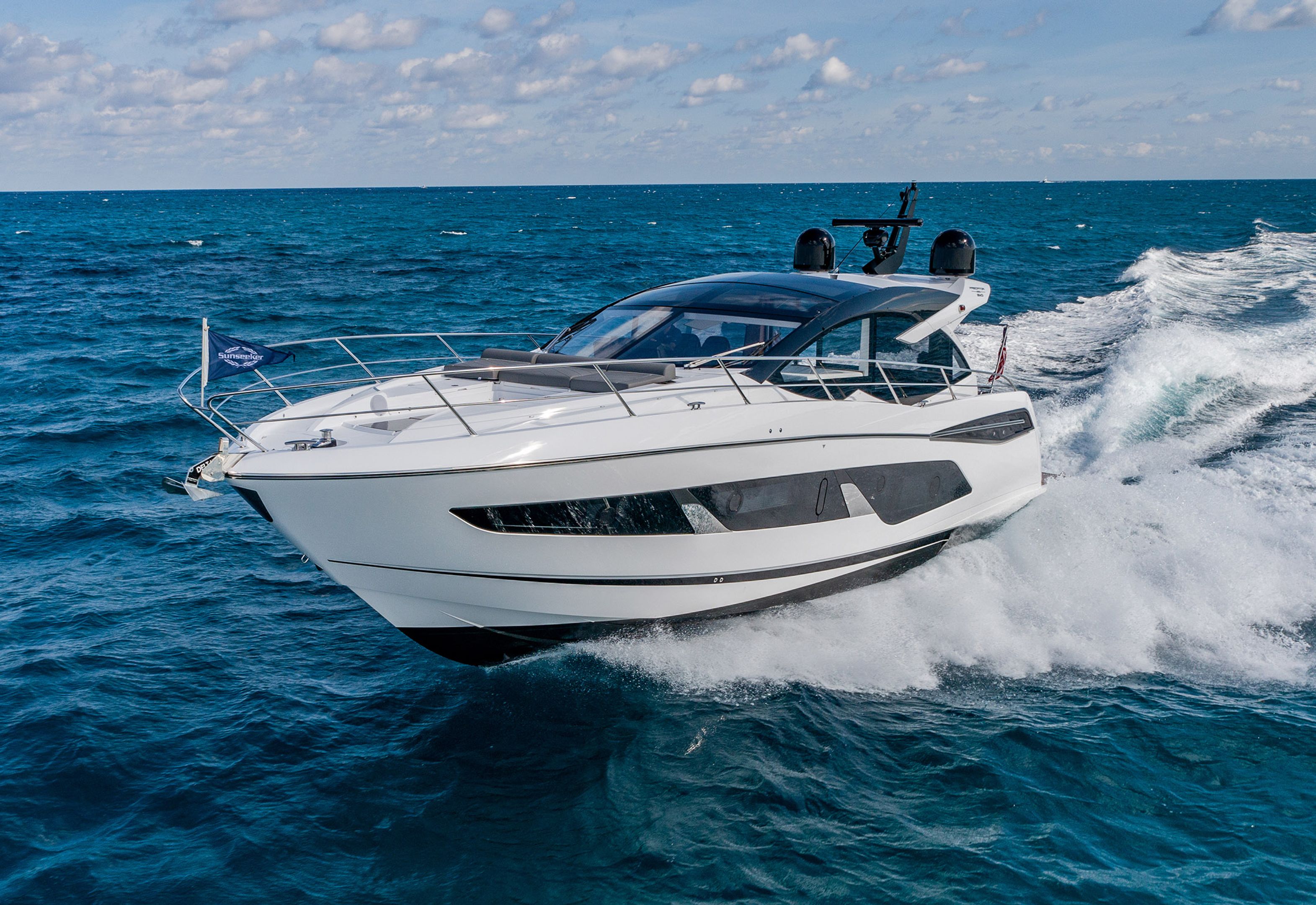 Sunseeker Predator 55 EVO