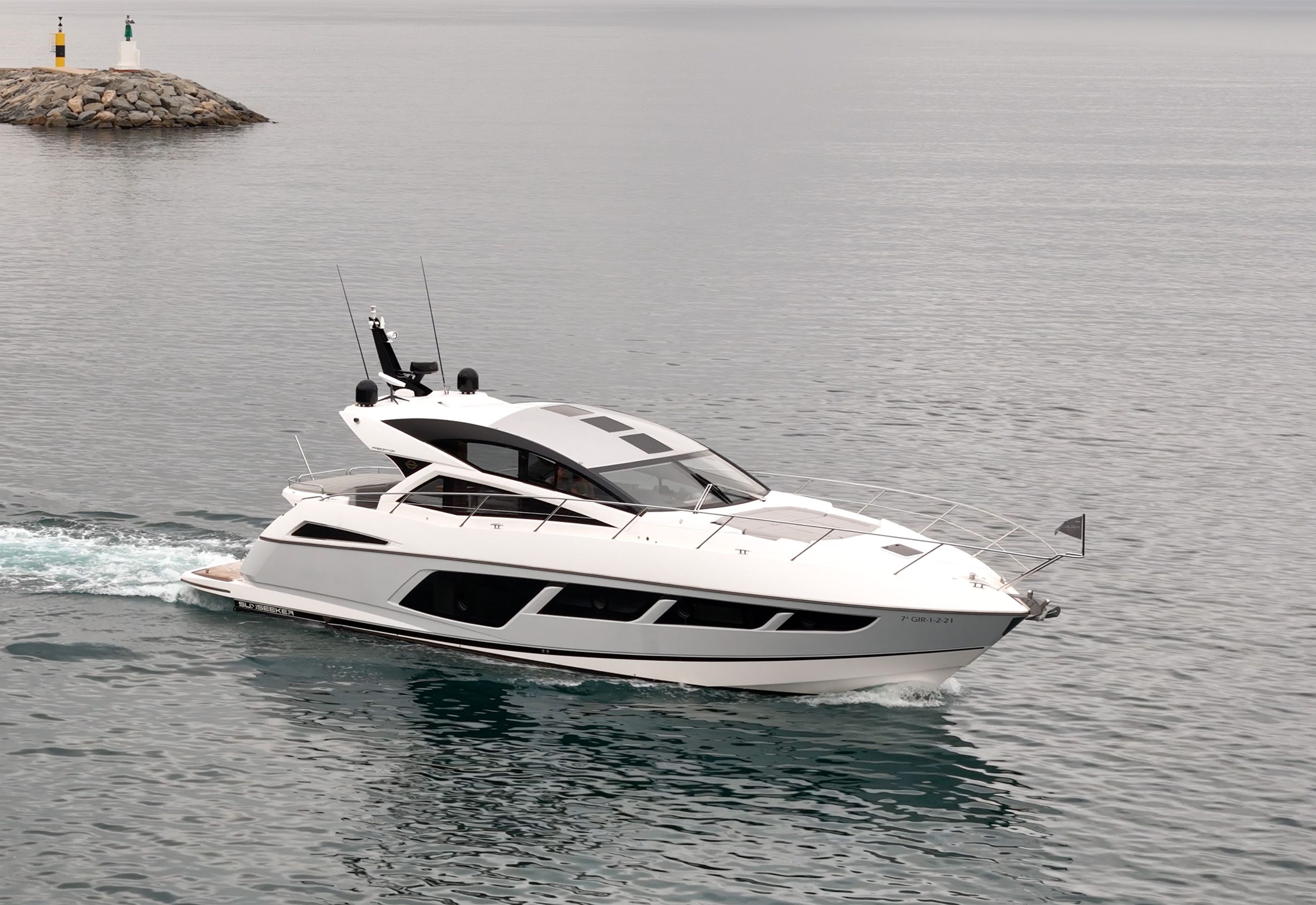 Sunseeker Predator 57