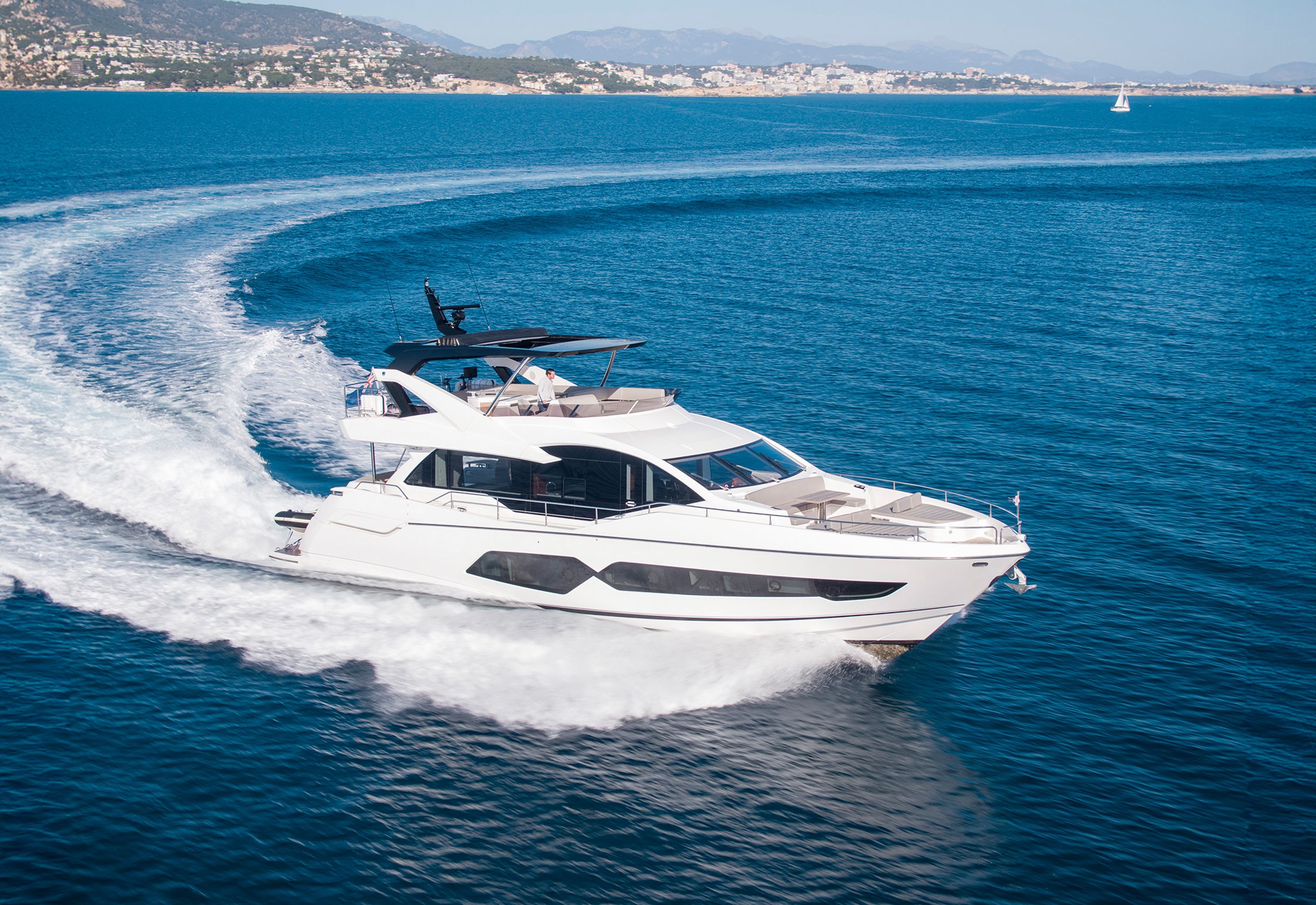 Sunseeker 76 Yacht