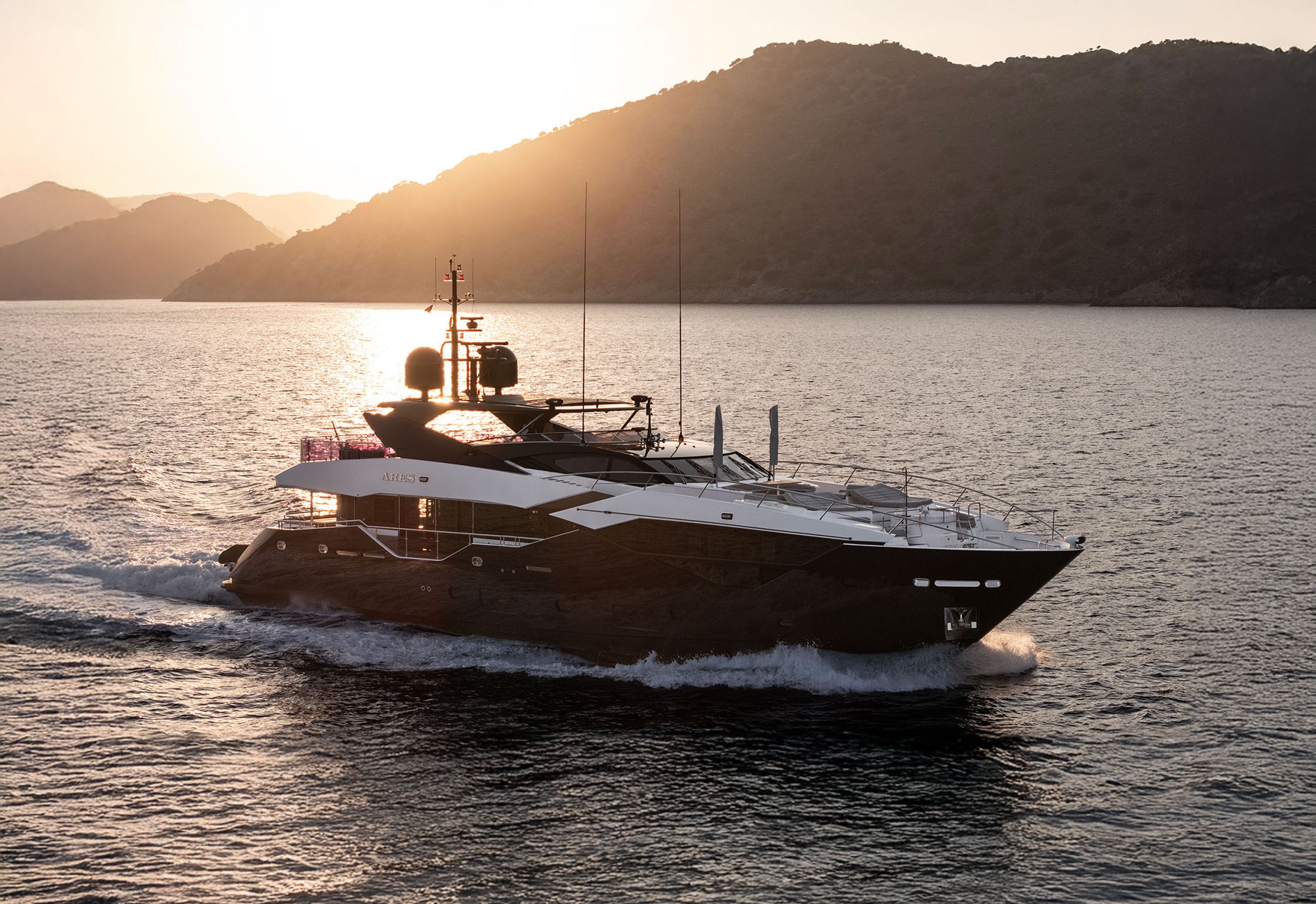 Sunseeker 116 Yacht