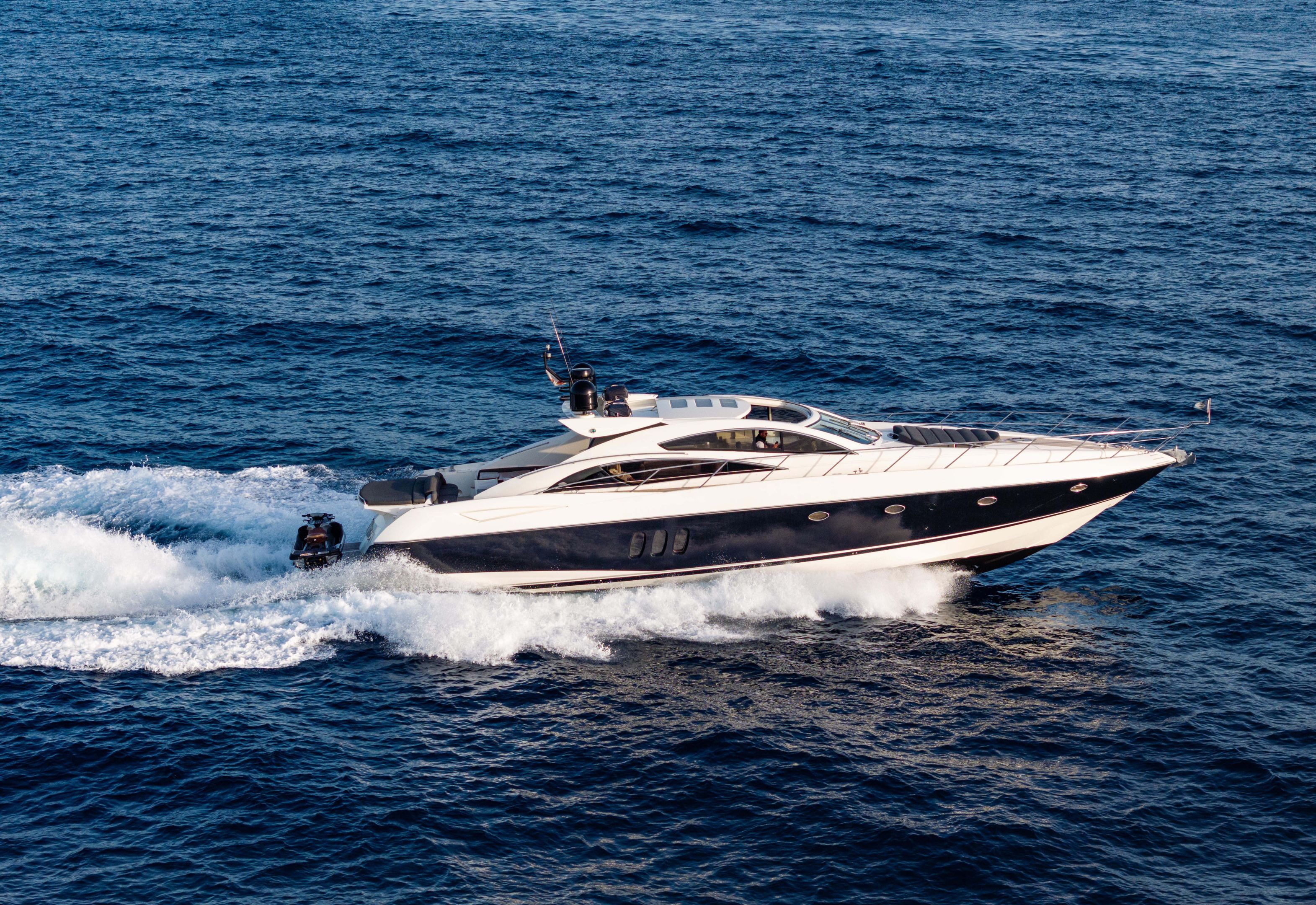 Sunseeker Predator 72