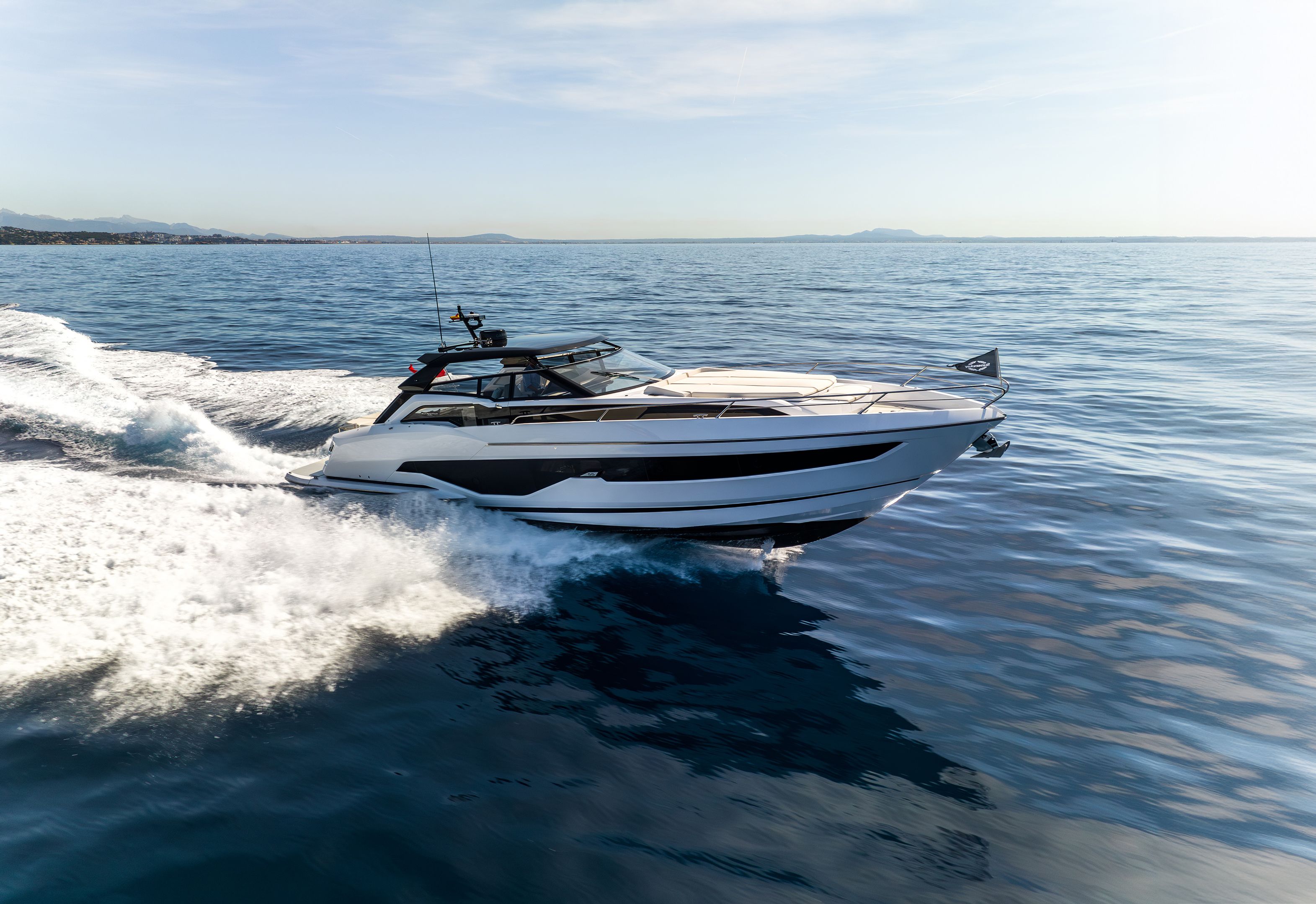 Sunseeker Superhawk 55