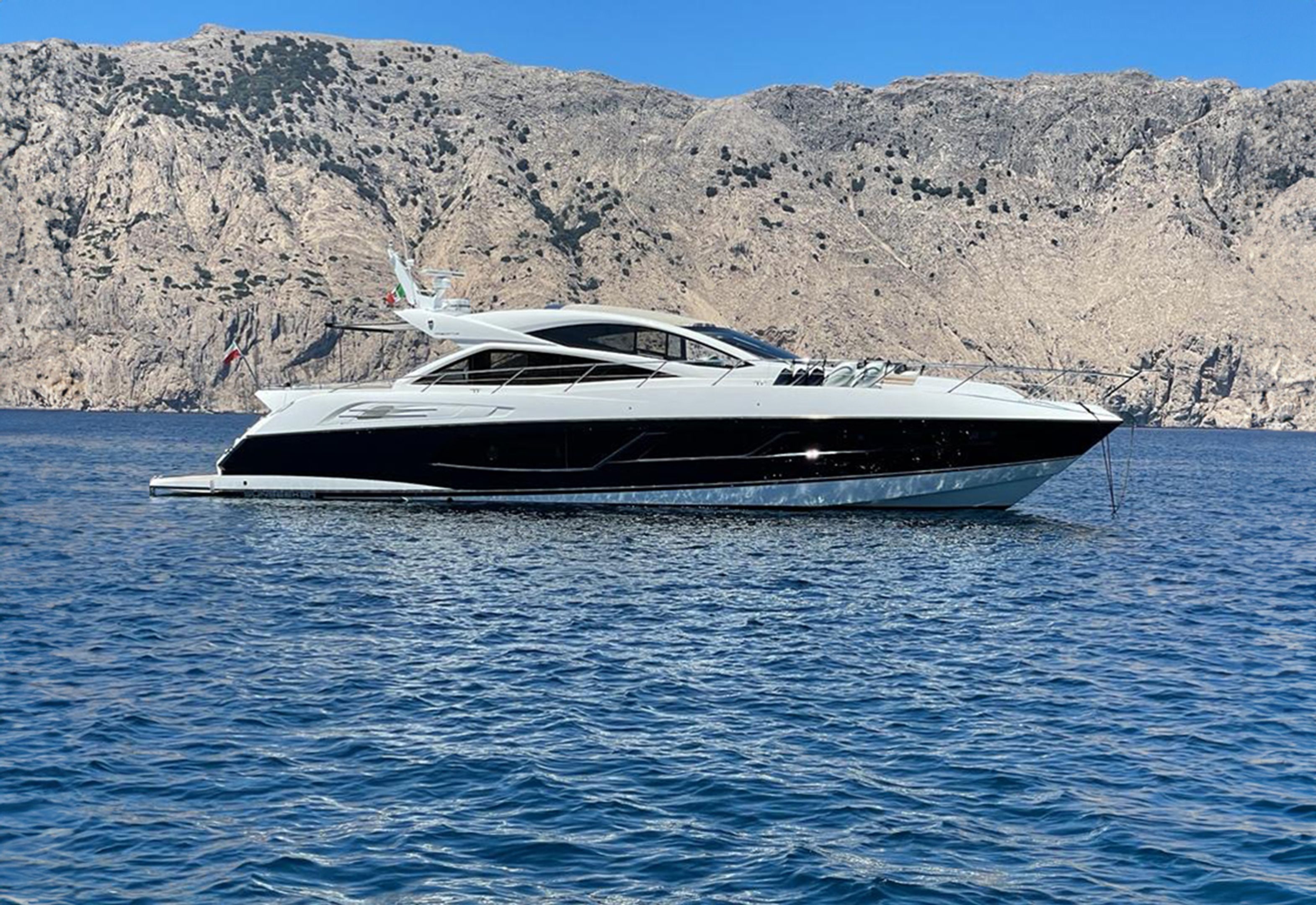 Sunseeker Predator 68