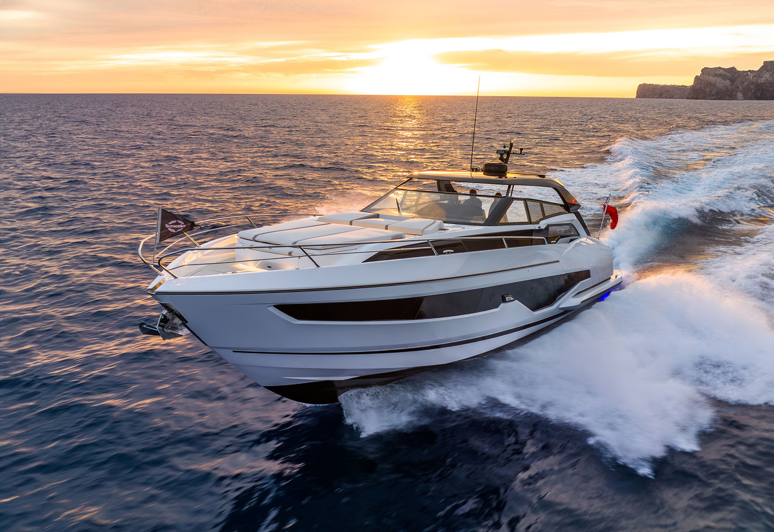 Sunseeker Superhawk 55