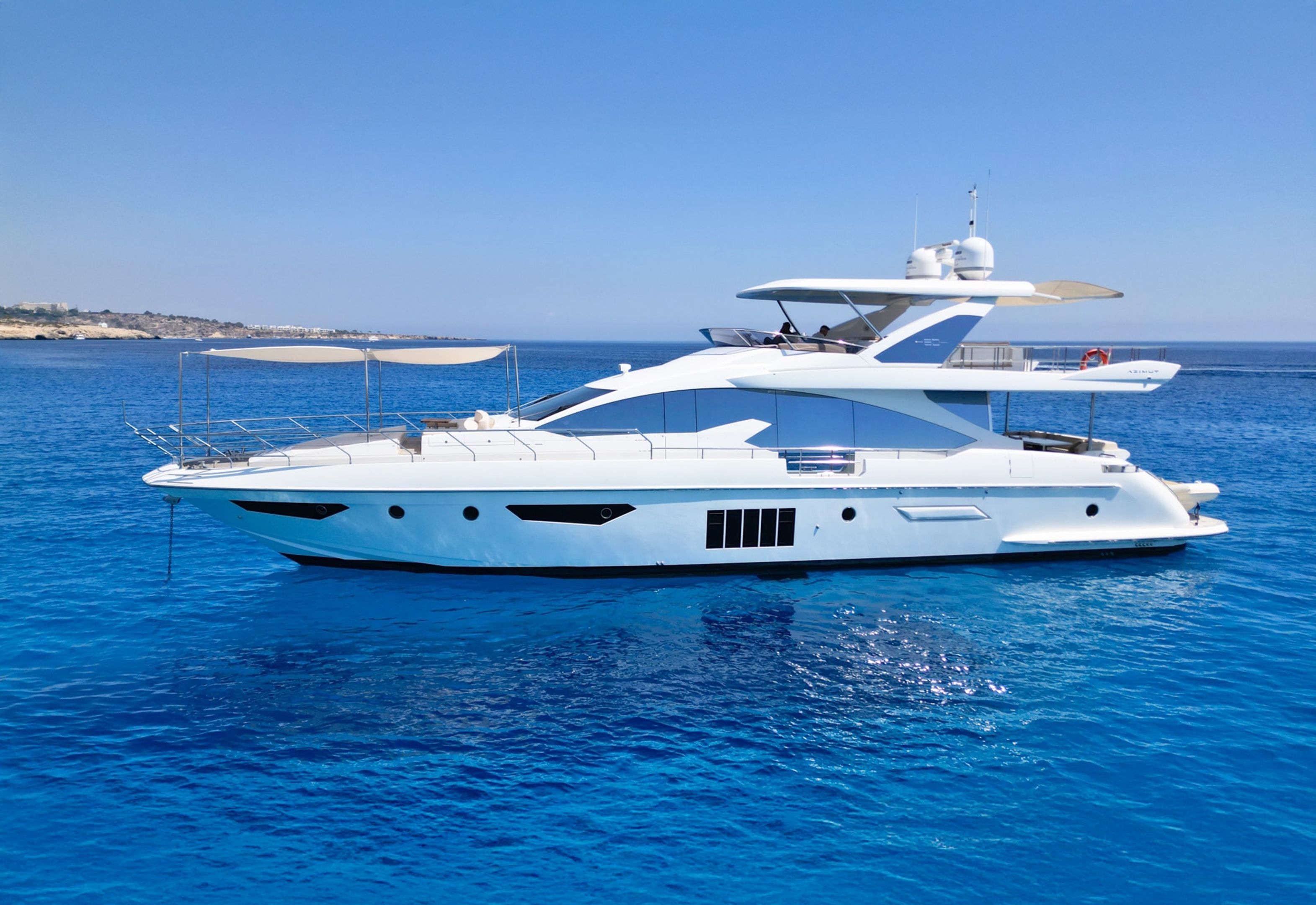 Azimut 80