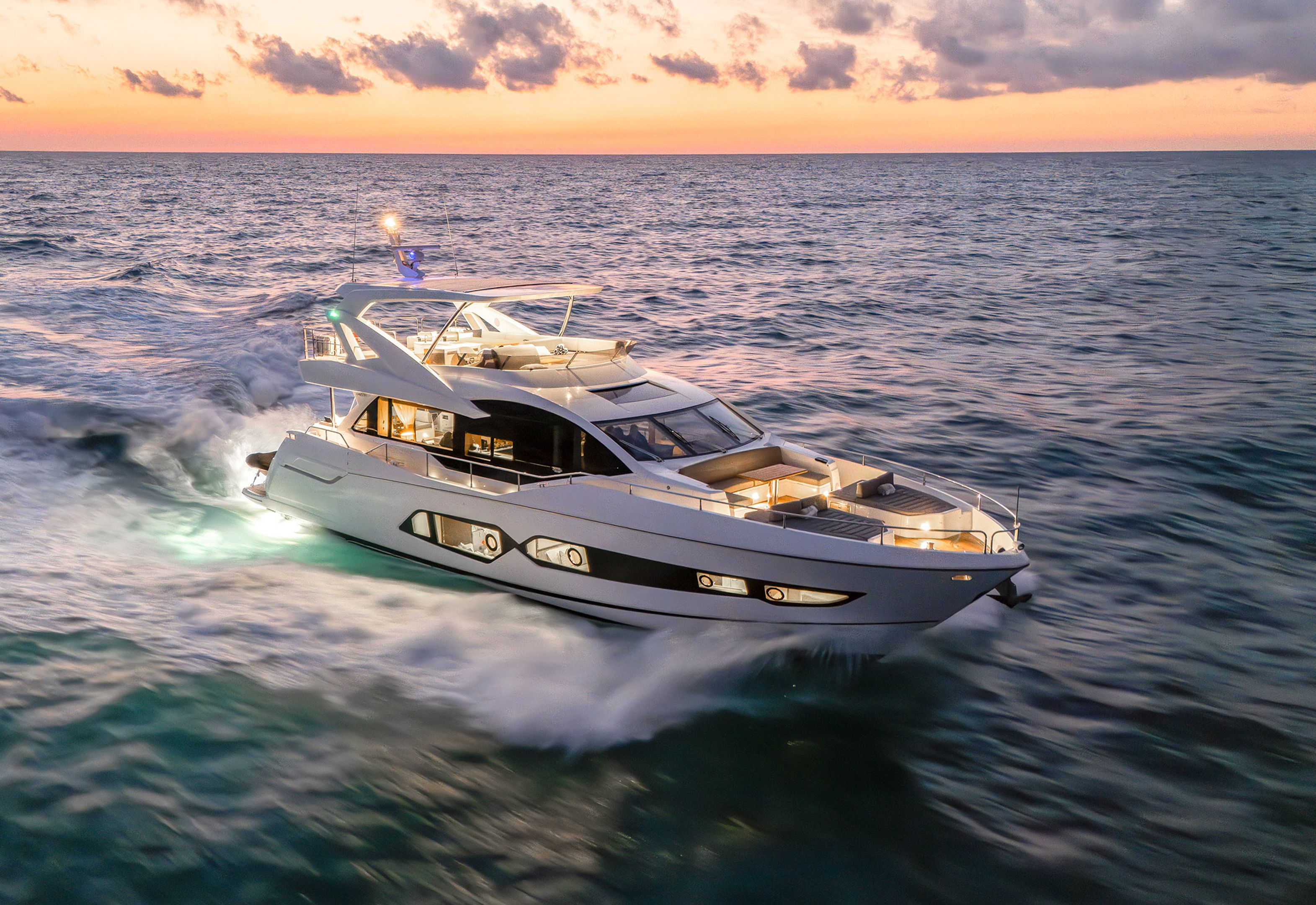 Sunseeker 76 Yacht